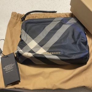 Burberry pouch